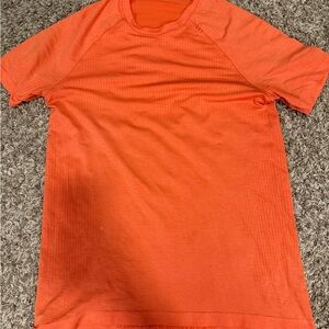Men’s lululemon metal vent tech t shirt short sleeve orange